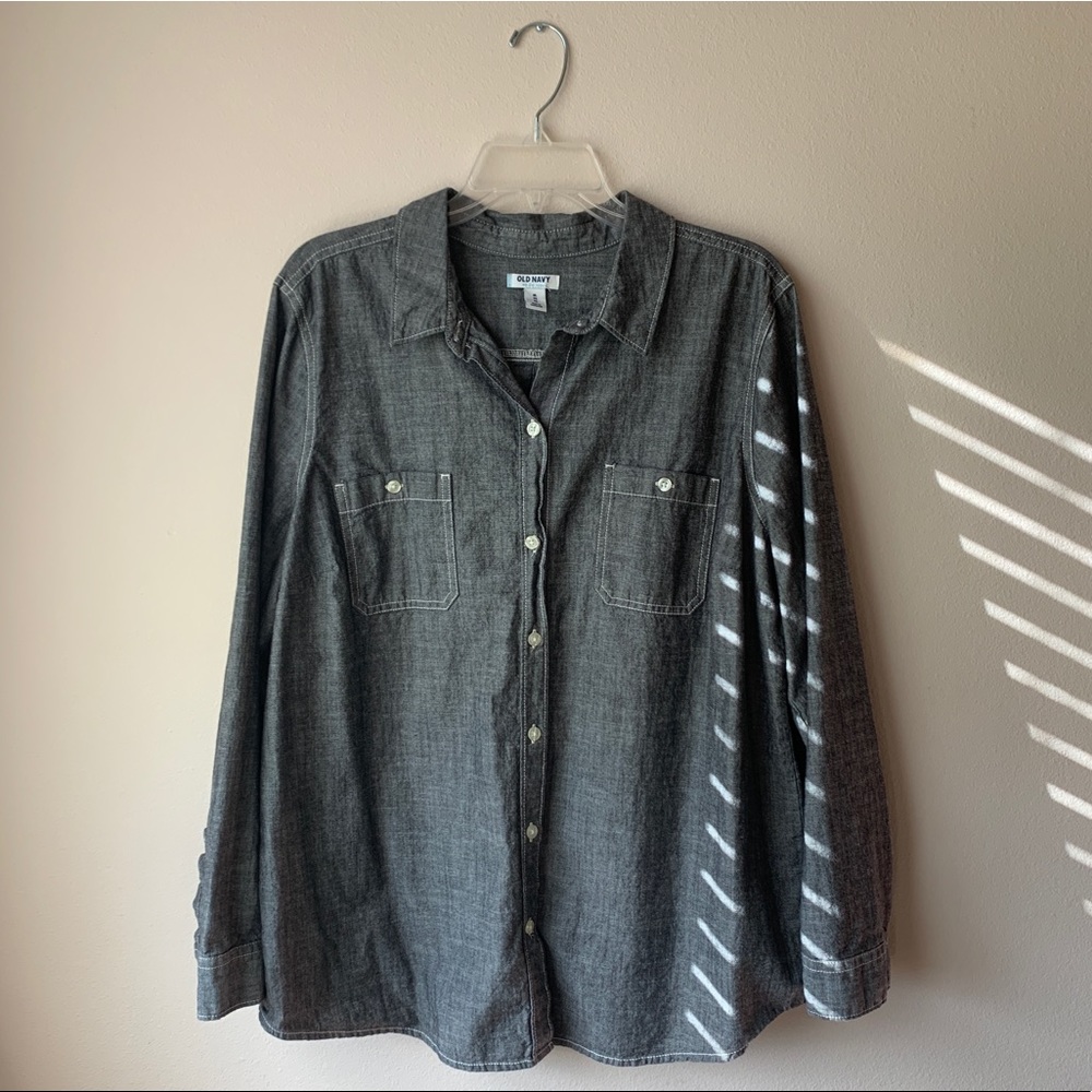 XL Old Navy Button Up Shirt